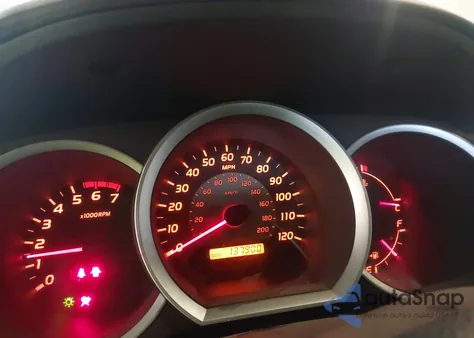 2006 Toyota Tacoma Base V6 из США, поврежденный, VIN 5TEUU42N66Z231208